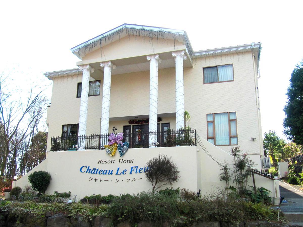 Chateau Le Fleur Ito  Buitenkant foto